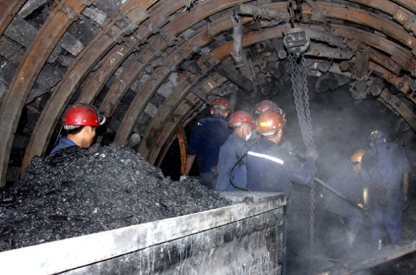 Trượt chân, công nhân tử vong tại mỏ than Quang Hanh - Ảnh 1