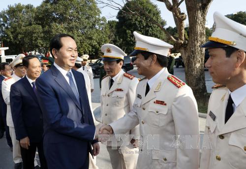 Chủ tịch nước thăm lực lượng vũ trang Thanh Hóa - Ảnh 1