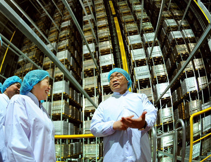 Khám phá dây chuyền sản xuất của thương hiệu sữa số 1 Việt Nam - Ảnh 6