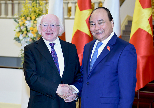 Thủ tướng đề nghị Chính phủ Ireland khuyến khích doanh nghiệp đầu tư tại Việt Nam - Ảnh 1