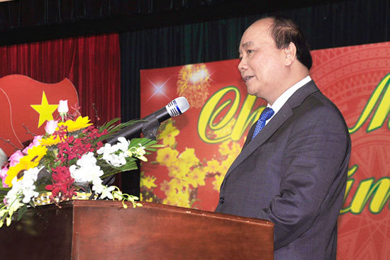 Thủ tướng Nguyễn Xuân Phúc gặp mặt nguyên lãnh đạo miền Trung - Ảnh 1