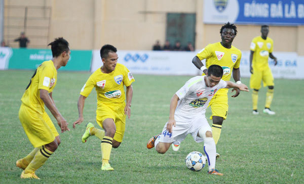 Thuyết tương đối ở V.League - Ảnh 1