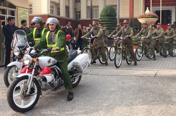 Quận Thanh Xuân: Bảo vệ dân phố tuần tra bằng xe đạp - Ảnh 1