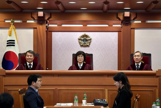 Hàn Quốc: Tòa Hiến pháp chấp nhận tài liệu điều tra Tổng thống - Ảnh 1