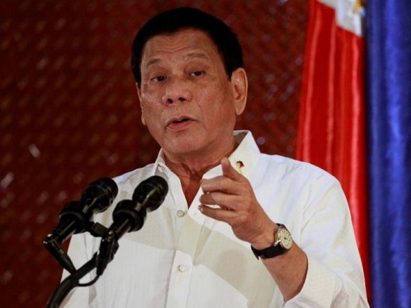 Không tin cảnh sát, Tổng thống Philippines huy động quân đội tham gia chống ma túy - Ảnh 1