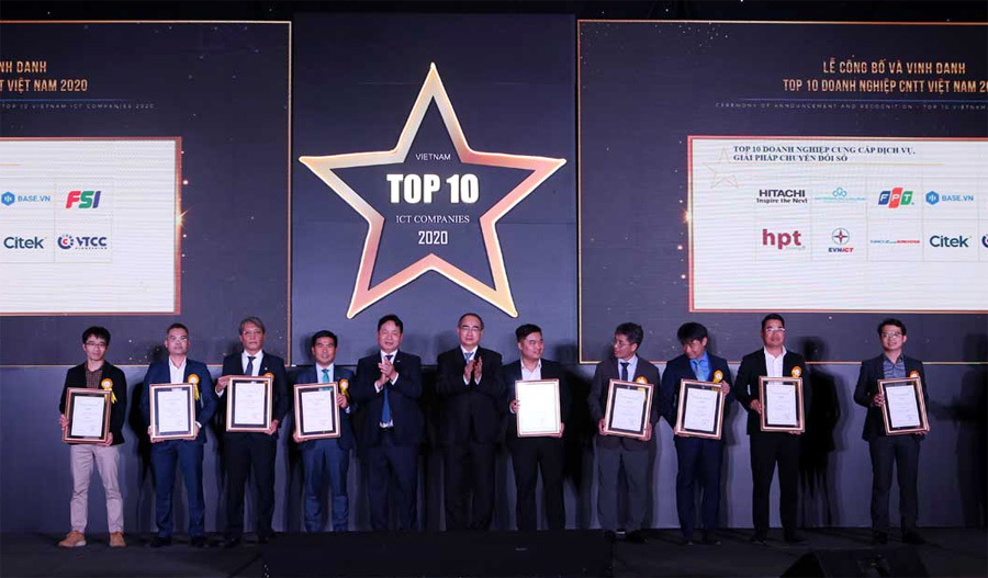 Vinh danh Top 10 doanh nghiệp công nghệ thông tin Việt Nam 2020 - Ảnh 1