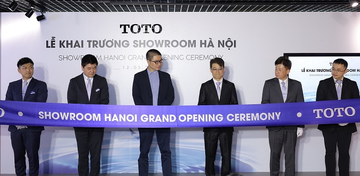 TOTO khai trương showroom đầu tiên tại Hà Nội rộng 1.000m2 - Ảnh 1
