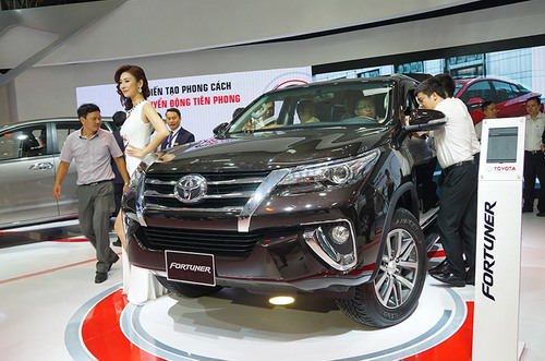Toyota Fortuner 2017 sắp ra mắt tại Việt Nam - Ảnh 1