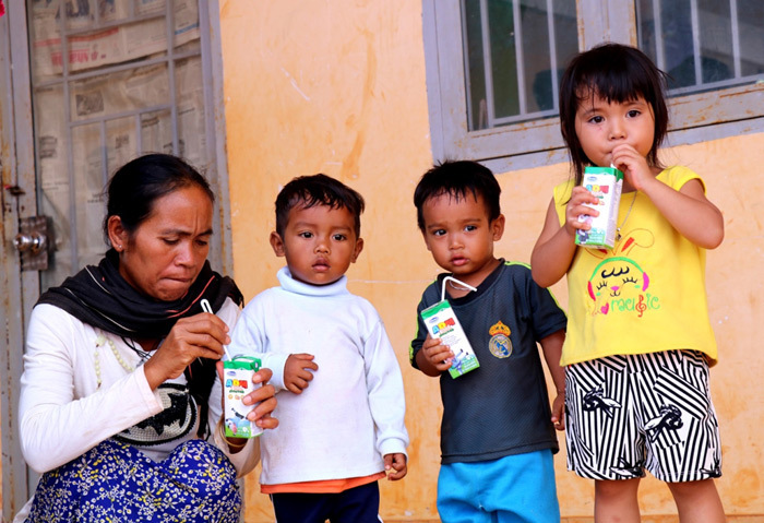 Vinamilk tiên phong mang chương trình Sữa học đường đến với trẻ em Đắk Nông - Ảnh 14