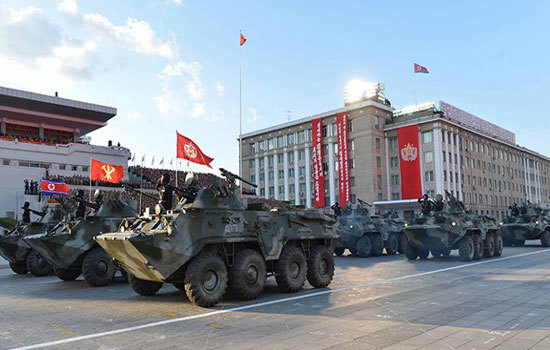 Toàn cảnh sức mạnh binh lực và vũ khí của Triều Tiên tại lễ diễu binh - Ảnh 12