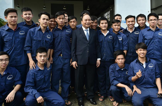 Thủ tướng Nguyễn Xuân Phúc: Phấn đấu 80% sinh viên ra trường có việc trong 6 tháng - Ảnh 3