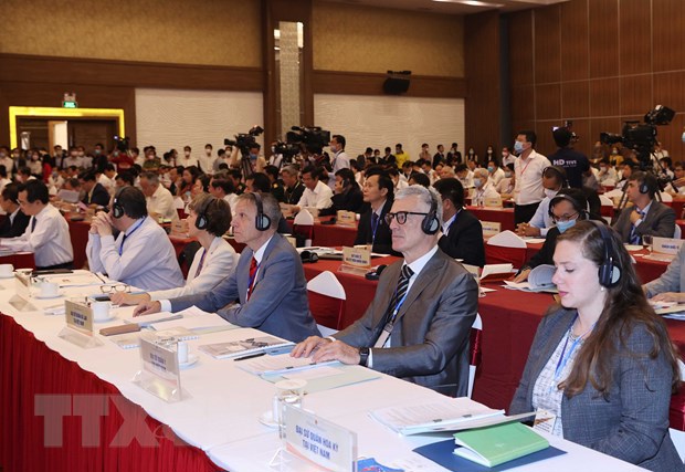 [Ảnh] Thủ tướng chủ trì hội nghị lần 3 về phát triển bền vững ĐBSCL - Ảnh 20