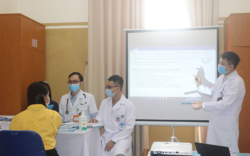 Hình ảnh 6 tình nguyện viên tiêm thử nghiệm vaccine Covivac phòng Covid-19 của Việt Nam - Ảnh 11