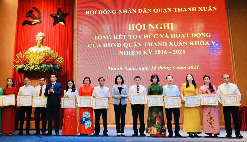 Phó Chủ tịch HĐND TP Phùng Thị Hồng Hà: Nâng chất lượng hoạt động của HĐND quận Thanh Xuân - Ảnh 4