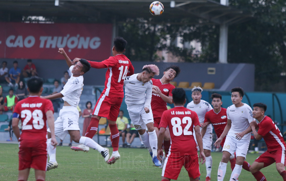 [Ảnh] Đội hình "U22 Việt Nam thu nhỏ" của U21 Hà Nội không thể gây bất ngờ trước U21 Viettel - Ảnh 9