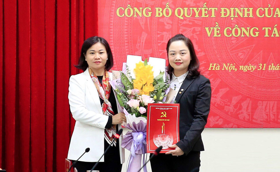 Bà Bùi Thị Thu Hiền được điều động, phân công làm Bí thư Huyện ủy Ứng Hòa - Ảnh 1