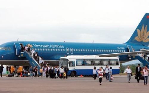 Khách hạng thương gia trộm gần 400 triệu đồng trên máy bay Vietnam Airlines - Ảnh 1