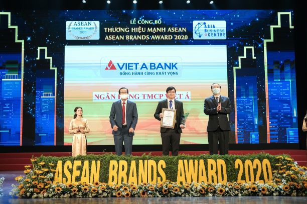 VietABank bổ sung nhân sự và nhận giải thưởng Thương hiệu mạnh ASEAN - Ảnh 1