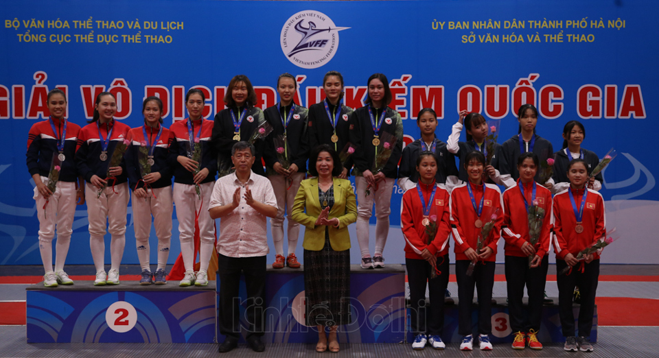 [Ảnh] Hà Nội thắng lớn tại Giải vô địch đấu kiếm quốc gia năm 2020 - Ảnh 1