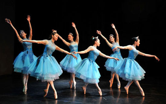 Vở Ballet kinh điển “Kẹp hạt dẻ” tái ngộ khán giả Việt - Ảnh 1