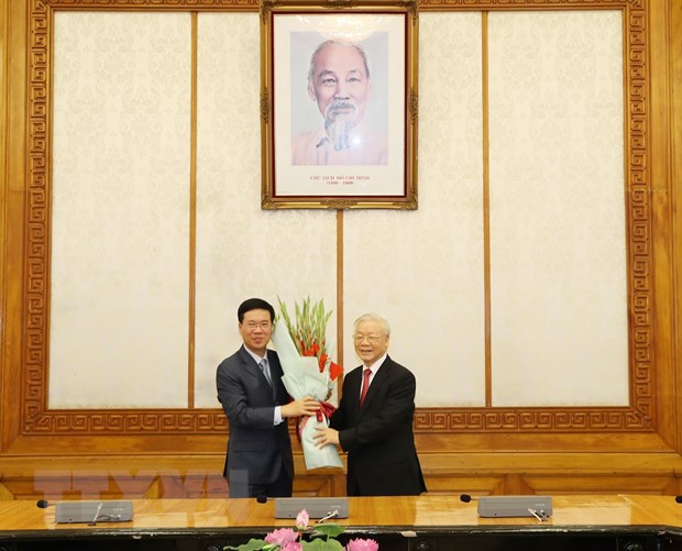 Tổng Bí thư, Chủ tịch nước Nguyễn Phú Trọng trao Quyết định phân công Ủy viên Bộ Chính trị - Ảnh 1