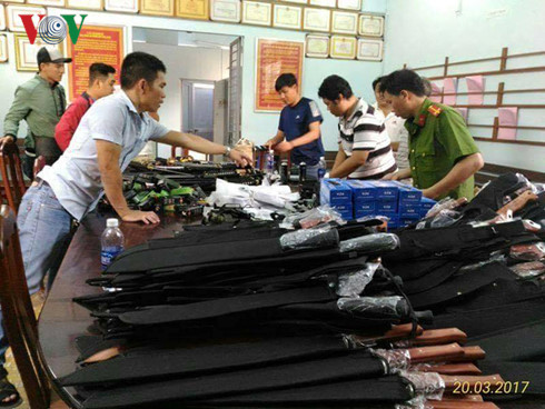 TP Hồ Chí Minh: Triệt phá đường dây mua bán vũ khí nóng - Ảnh 4