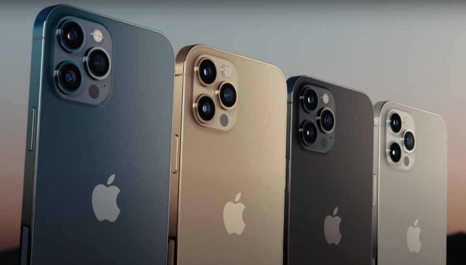 iPhone 12 xách tay tại Việt Nam liên tục mất giá - Ảnh 1