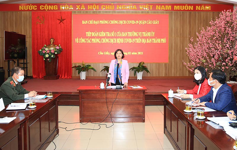 Phó Bí thư Thường trực Thành ủy Nguyễn Thị Tuyến: Chủ động dự báo, chuẩn bị sẵn sàng vật tư phòng chống dịch Covid-19 - Ảnh 1