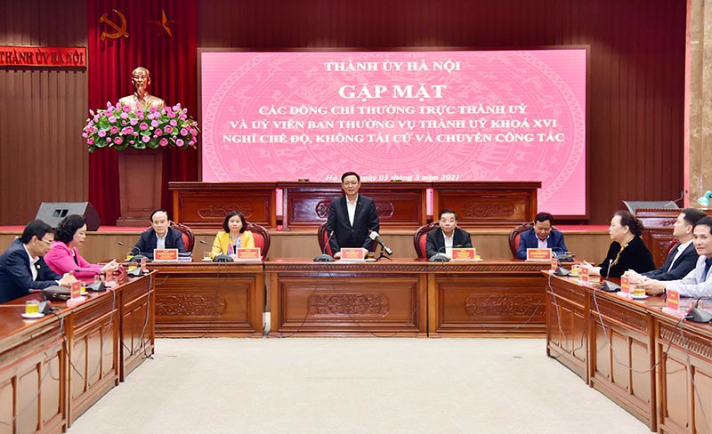 Thành uỷ Hà Nội gặp mặt các đồng chí Thường trực Thành ủy, Ủy viên Ban Thường vụ Thành ủy Hà Nội khóa XVI - Ảnh 1