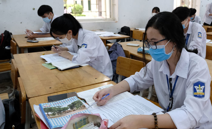 Thi tốt nghiệp THPT quốc gia năm 2020 tại Hà Nội: Bảo đảm quy chế thi và phòng, chống dịch - Ảnh 1