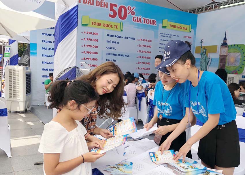Ngày hội Khuyến mại du lịch Hà Nội 2020 với hàng nghìn tour giảm giá 50% - Ảnh 1