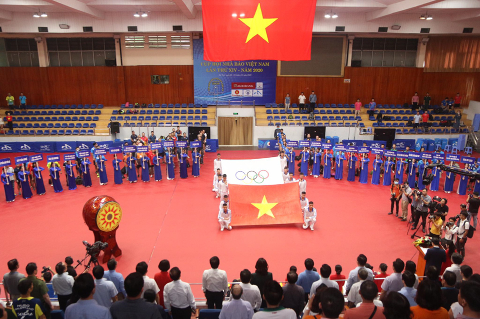 Khai mạc Giải bóng bàn Cup Hội nhà báo Việt Nam lần thứ XIV - Ảnh 4