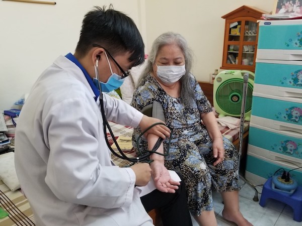 TP Hồ Chí Minh: Hơn 50 cơ sở y tế đăng ký khám chữa bệnh tại nhà để phòng dịch Covid-19 - Ảnh 1