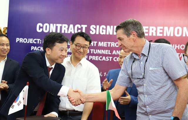 Amaccao ký kết hợp tác gói thầu dự án đường sắt đô thị thí điểm Hà Nội trị giá hơn 276 tỷ đồng - Ảnh 1