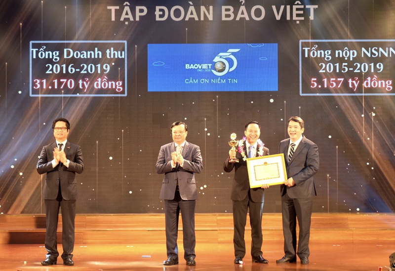 Tập đoàn Bảo Việt nộp ngân sách Nhà nước 23.000 tỷ đồng thuế và cổ tức - Ảnh 1