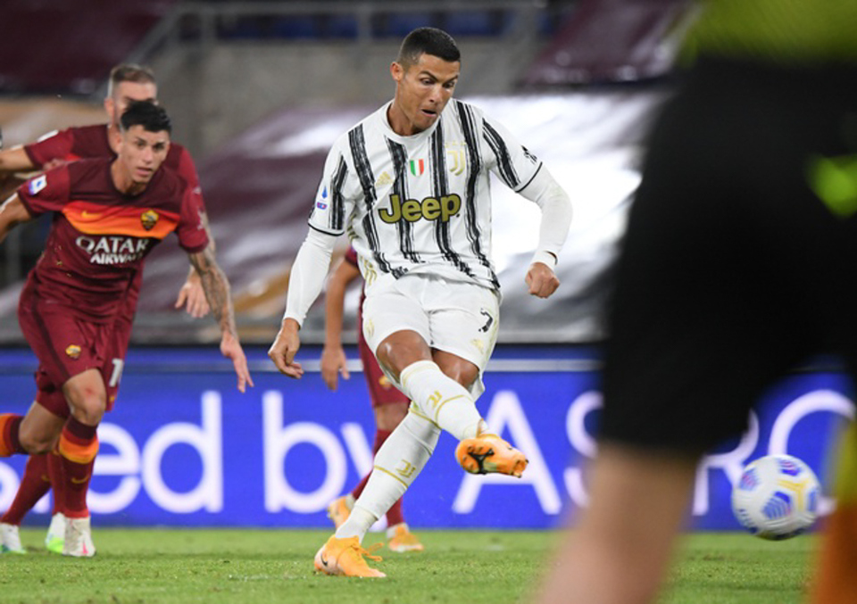Tin tức thể thao mới nhất hôm nay 28/9: Ronaldo giúp Juventus cầm hòa AS Roma, Manchester City thua thảm tại Etihad - Ảnh 2