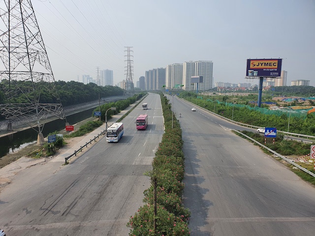 Hà Nội: Bến xe vắng khách, đường vành đai thông thoáng trong ngày 2/9 - Ảnh 13