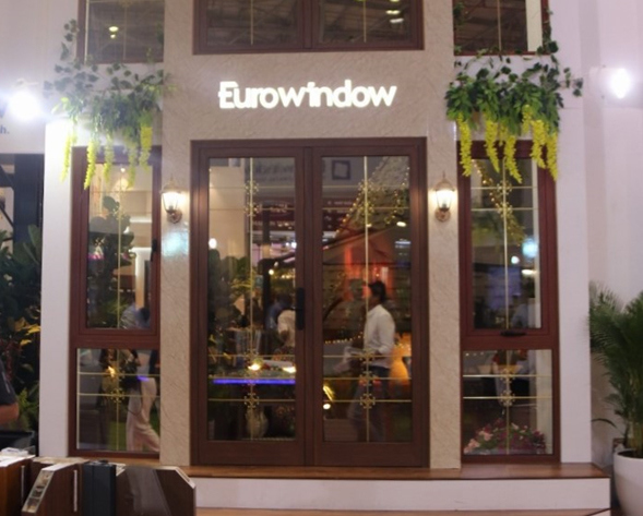 Hàng nghìn khách hàng trải nghiệm sản phẩm thông minh Eurowindow tại Vietbuild HCM 2020 - Ảnh 3