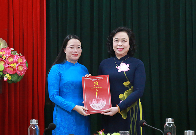 Bà Phạm Hải Hoa làm Bí thư Đảng đoàn Hội Nông dân thành phố - Ảnh 1