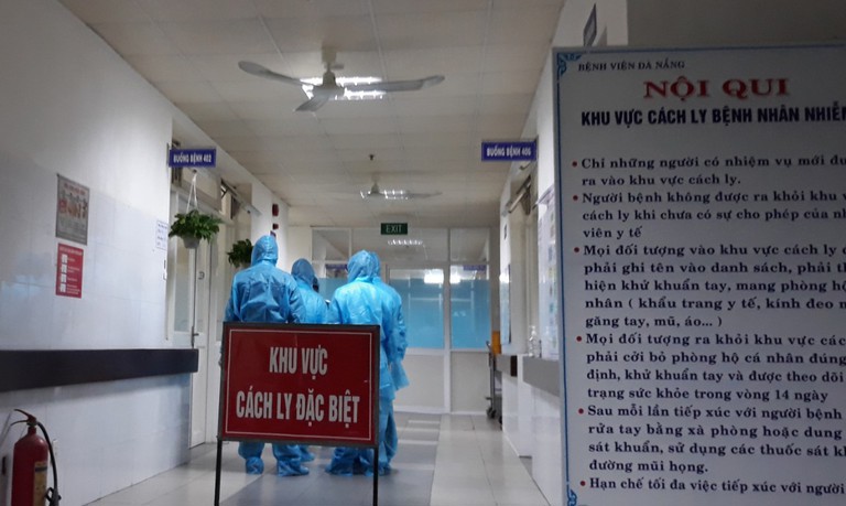 Thêm ca nhiễm trong cộng đồng ở Đà Nẵng, nhiều địa phương siết chặt phòng, chống dịch Covid-19 - Ảnh 1