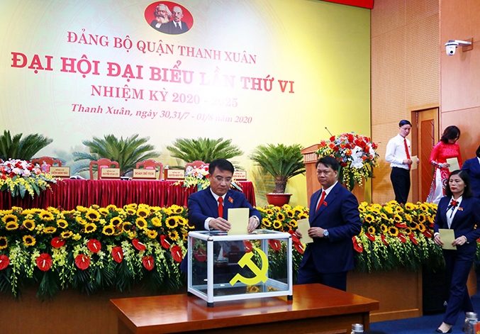 Đại hội đại biểu Đảng bộ quận Thanh Xuân lần thứ VI: Xây dựng quận phát triển toàn diện, bền vững, từng bước hiện đại - Ảnh 5