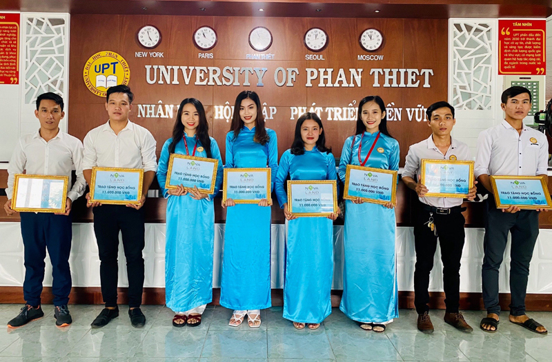 Đầu tư có trách nhiệm tại tỉnh Bình Thuận: Tập đoàn Novaland đồng hành cùng giáo dục và đào tạo nguồn nhân lực - Ảnh 3