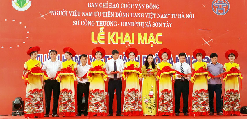 Khai mạc Tuần hàng Việt TP Hà Nội 2020 và điểm bán hàng OCOP - Ảnh 1