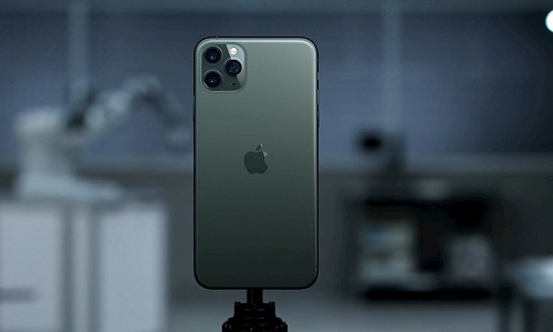 iPhone 11 tiếp tục mất giá mạnh tại Việt Nam - Ảnh 1