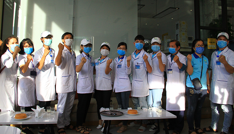 Bác sĩ trẻ tình nguyện đến Đà Nẵng: Hoàn thành sứ mệnh, con sẽ trở về - Ảnh 3
