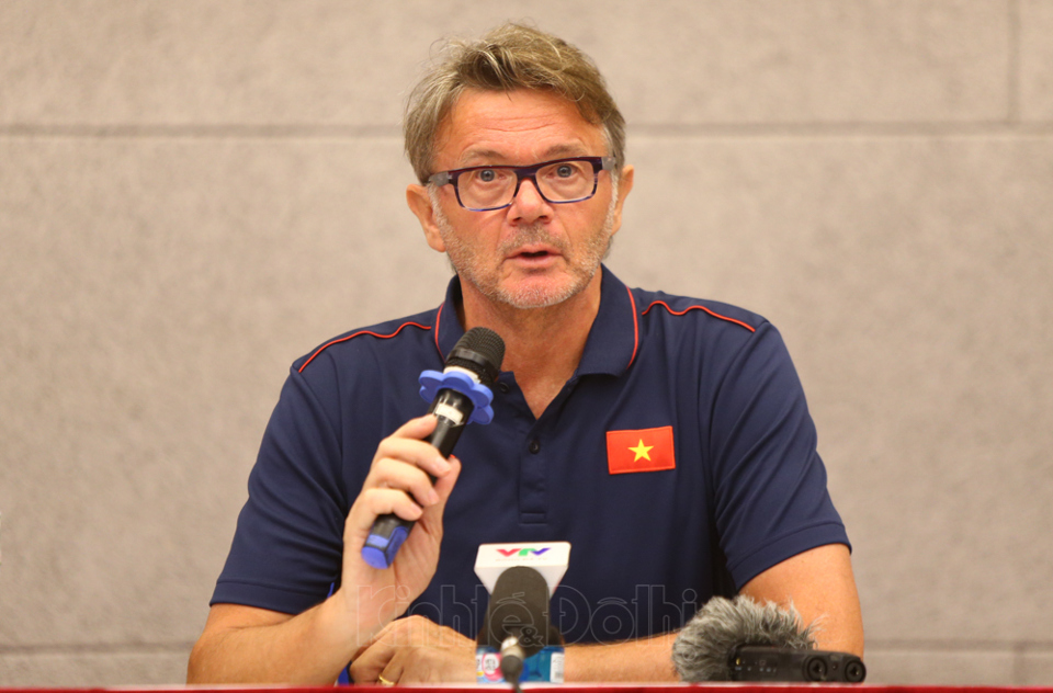 HLV Philippe Troussier: U19 Việt Nam có tới 50% nòng cốt tham dự World Cup 2026 - Ảnh 1