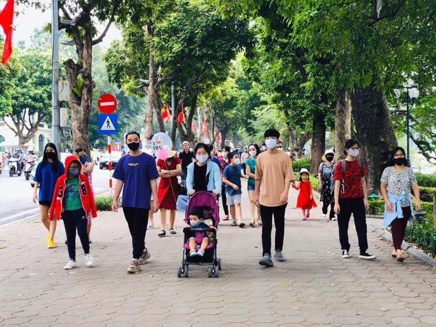 Du lịch Hà Nội đón 1,2 triệu lượt du khách trong tháng 7 - Ảnh 1