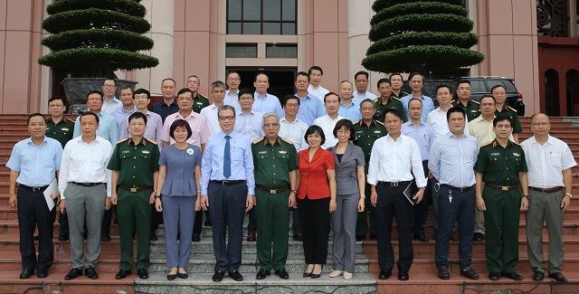 Bộ Quốc phòng gặp mặt các trưởng cơ quan đại diện Việt Nam ở nước ngoài nhiệm kỳ 2020 - 2023 - Ảnh 1
