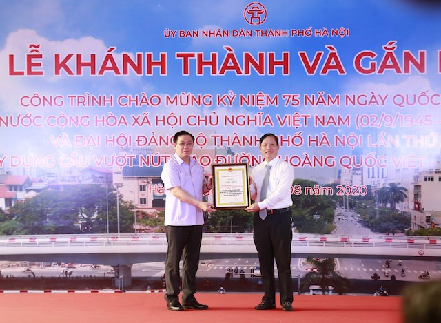 Hà Nội: Chính thức thông xe cầu vượt Nguyễn Văn Huyên - Hoàng Quốc Việt - Ảnh 5