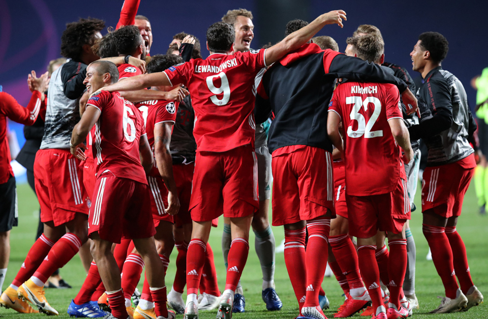 Màn ăn mừng lần thứ 6 vô địch Champions League đầy cảm xúc của Bayern Munich - Ảnh 4